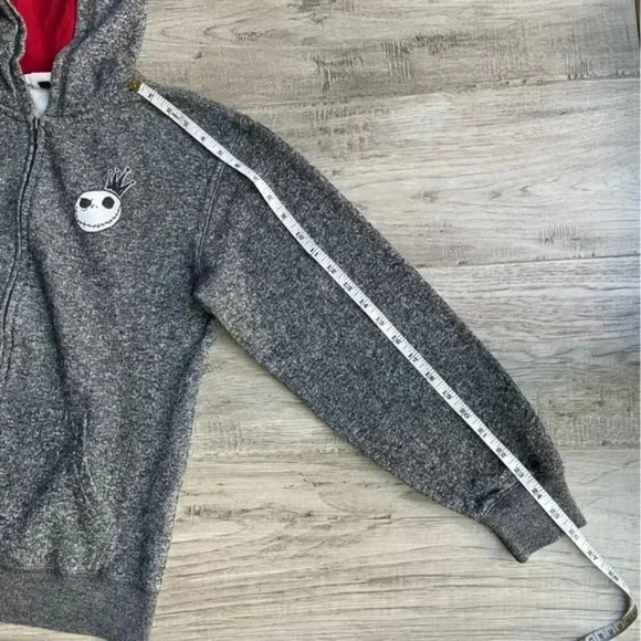 Disney Parks Kids XL Authentic Original Hooded Sweater Nightmare Xmas Skellingto - Picture 9 of 9